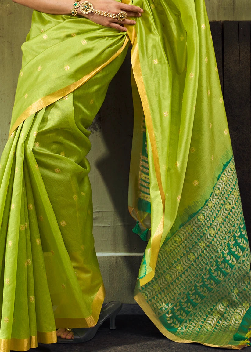 Pure Handloom Weaving Soft Banarasi Silk Parrot Green Saree