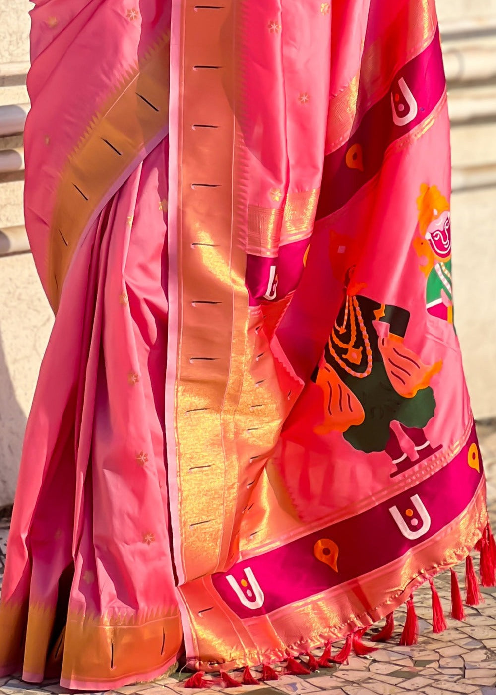 Candy Pink Handwoven Paithani Silk Saree