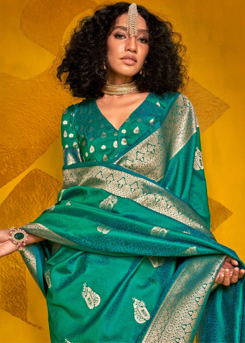 Dark Green Banarasi Silk Handloom Weaving Zari Saree