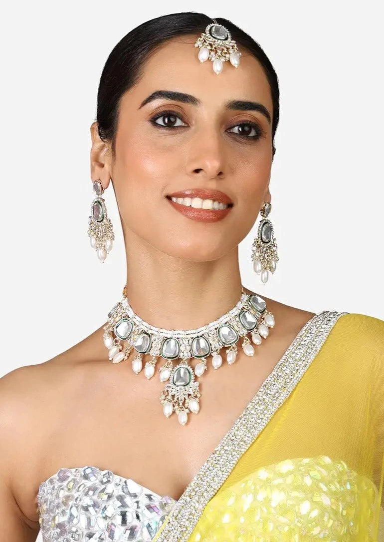 Polki Kundan Choker Necklace Set With Earrings & Maang Tikka