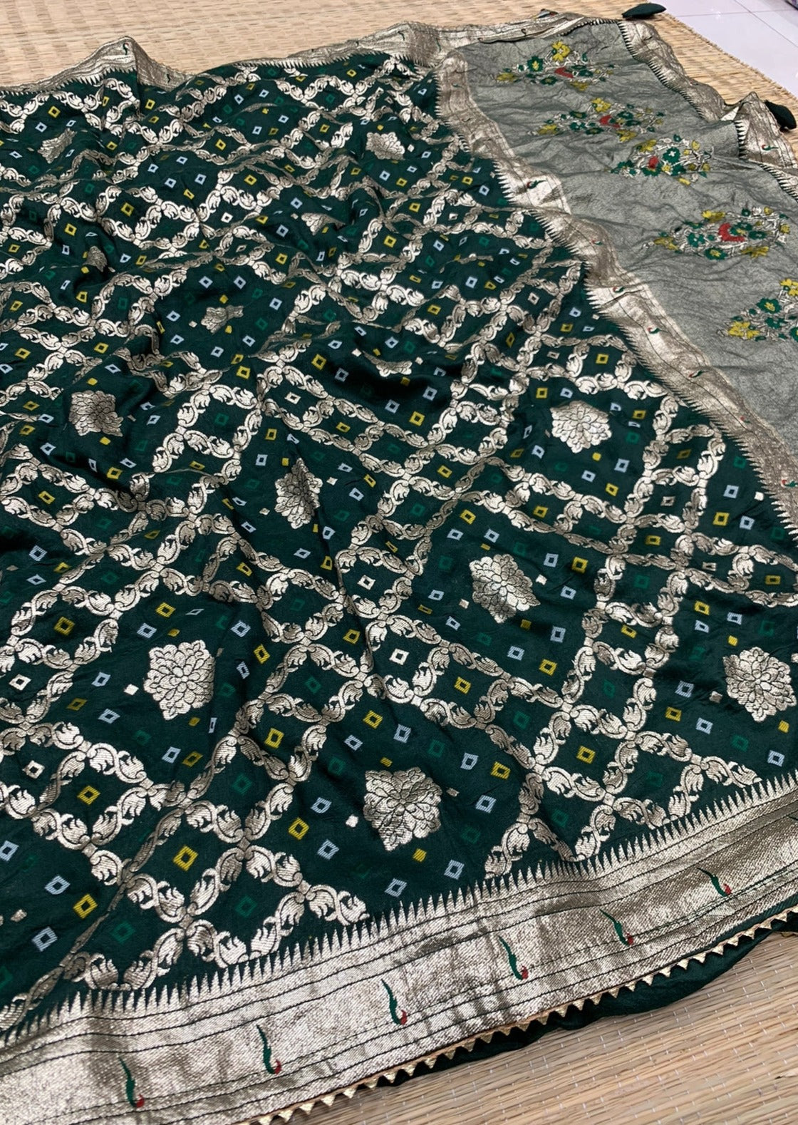 Green bandhani georgette saree