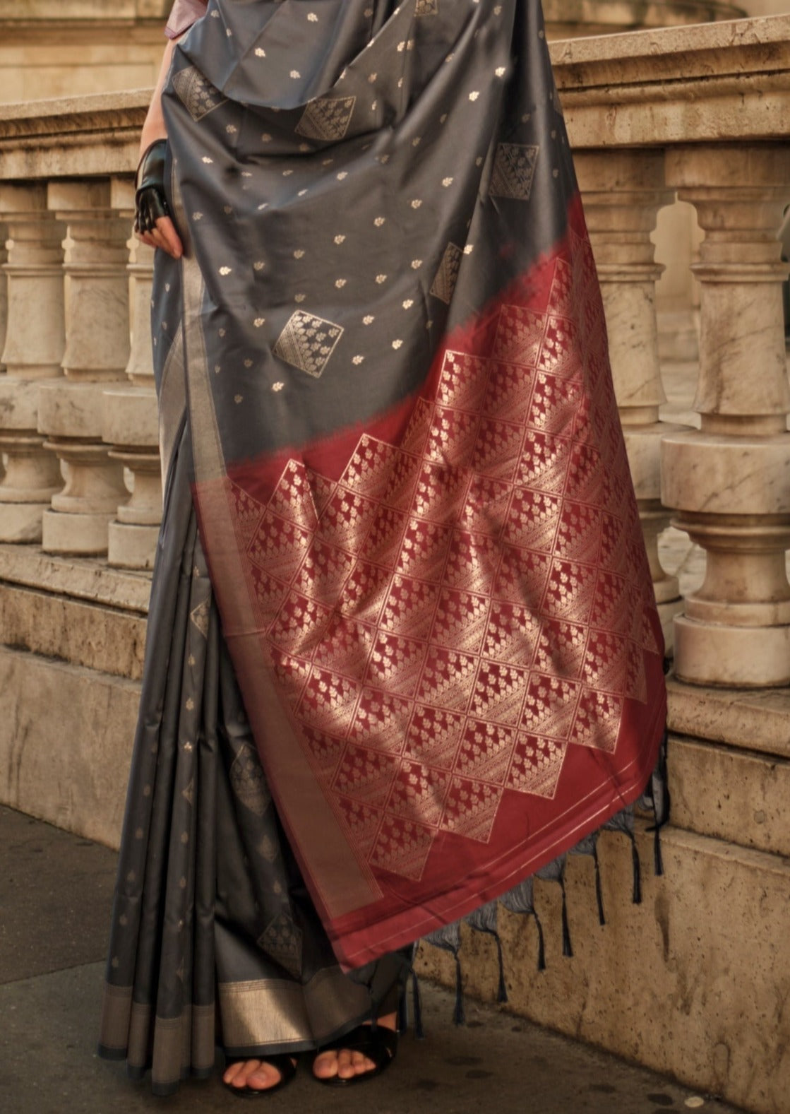 Black handloom kanjivaram soft silk wedding saree online shopping price usa uae.