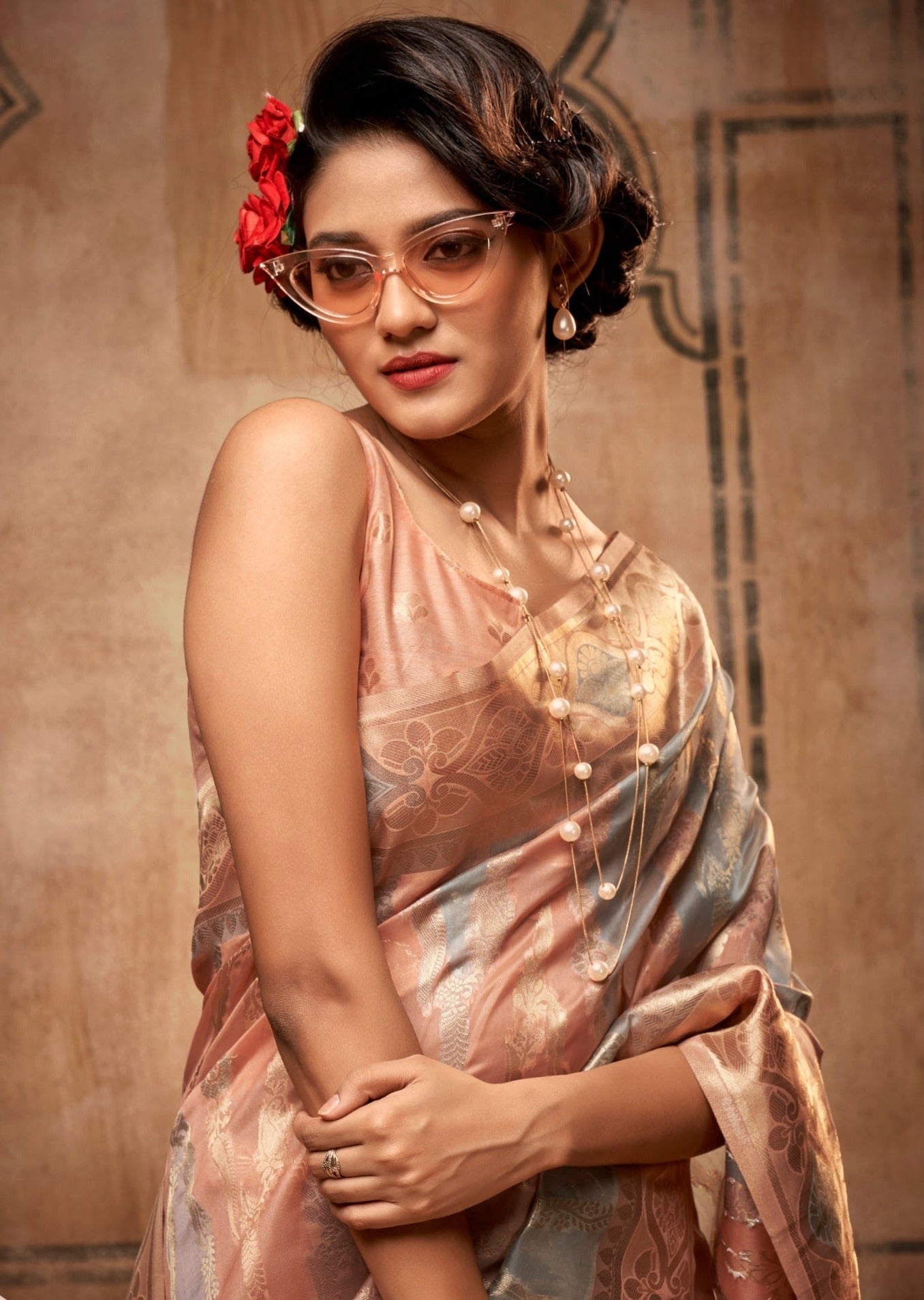 Handloom banarasi organza silk grey saree online sale.