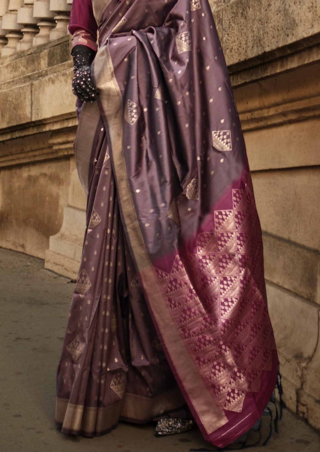 Handloom kanjivaram silk chocolate brown bridal saree online shopping for wedding.