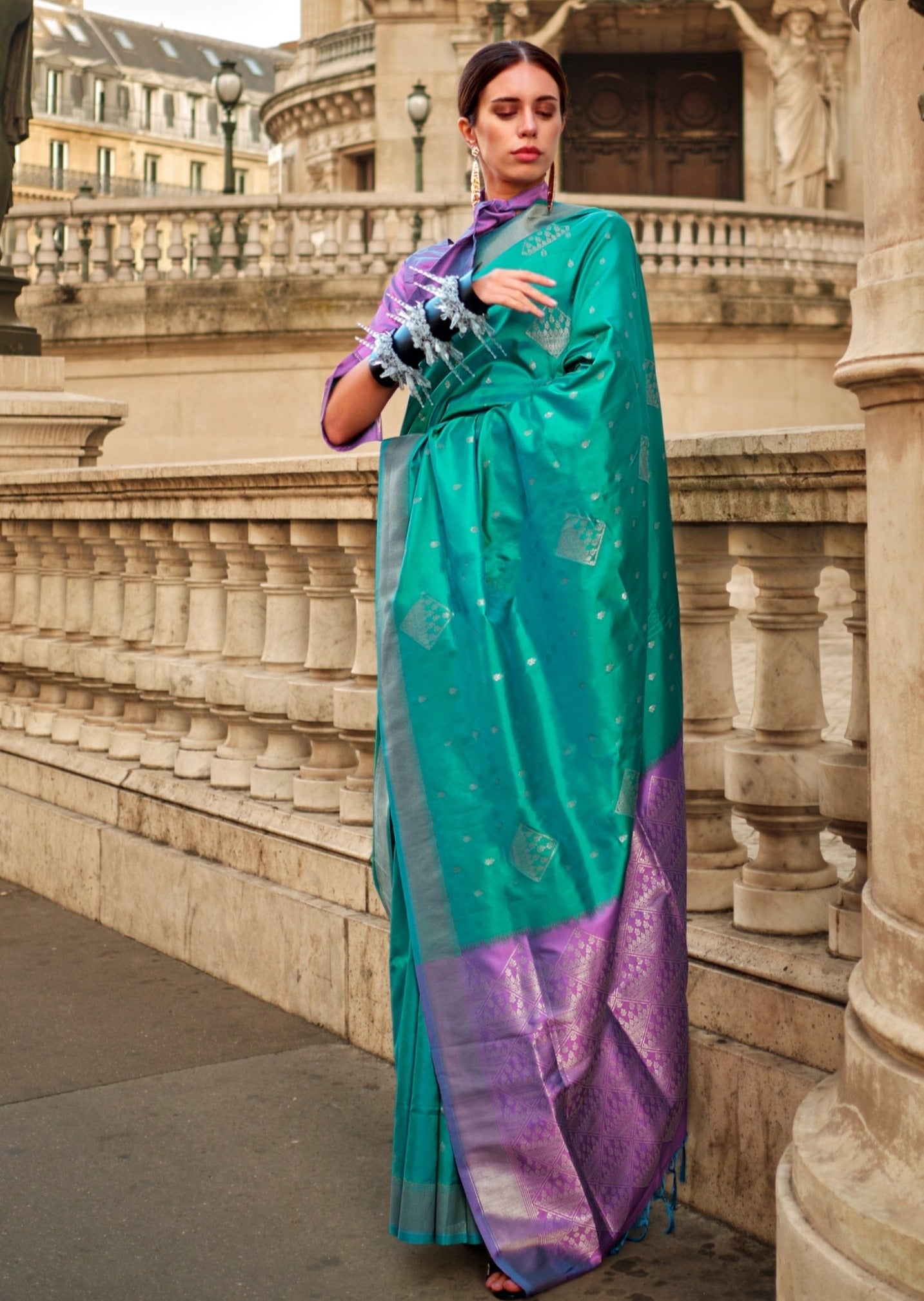 Handloom kanjivaram soft silk green saree online shopping price for wedding uae uk.