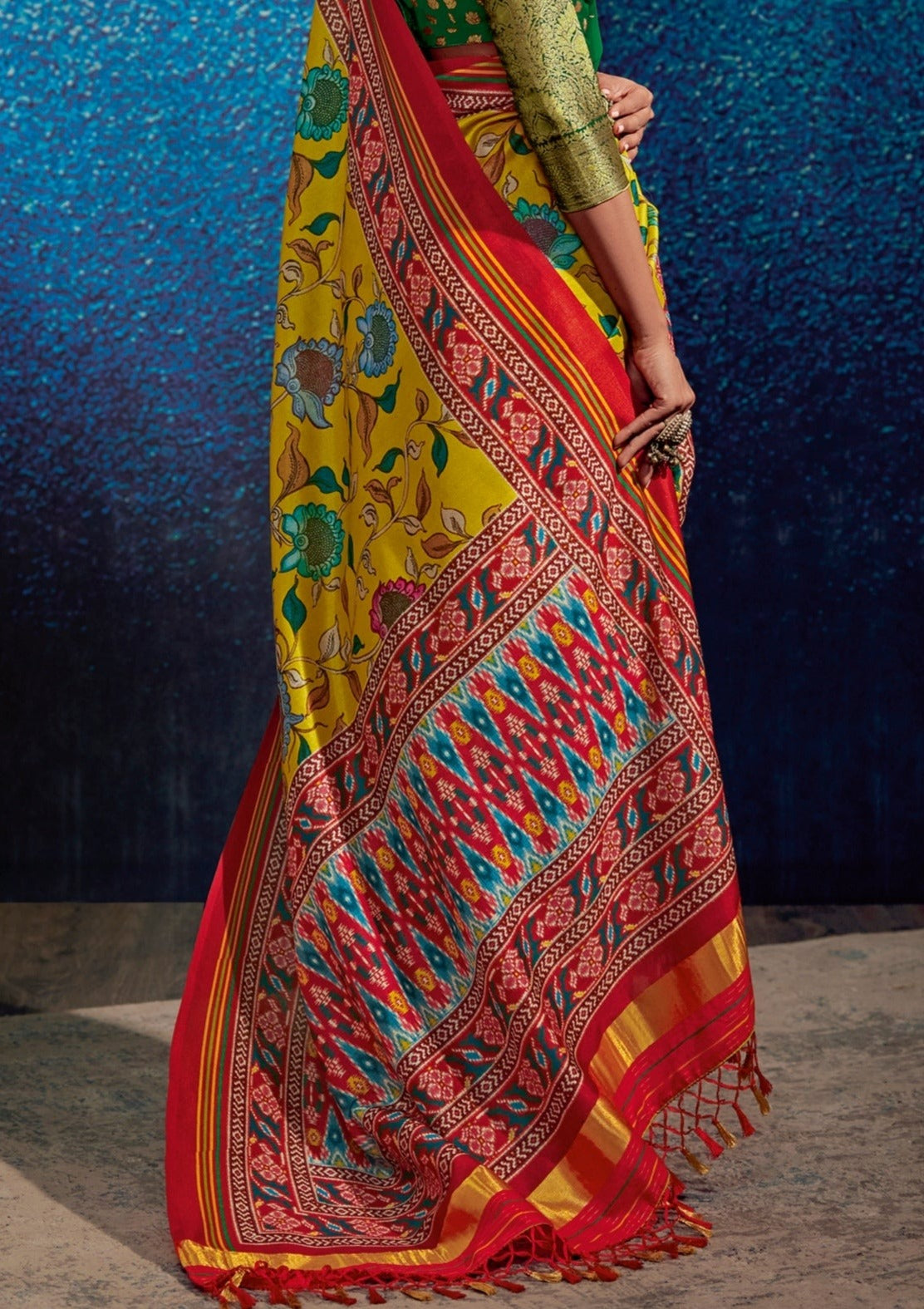 kalamkari patola saree pallu in red and yellow colors