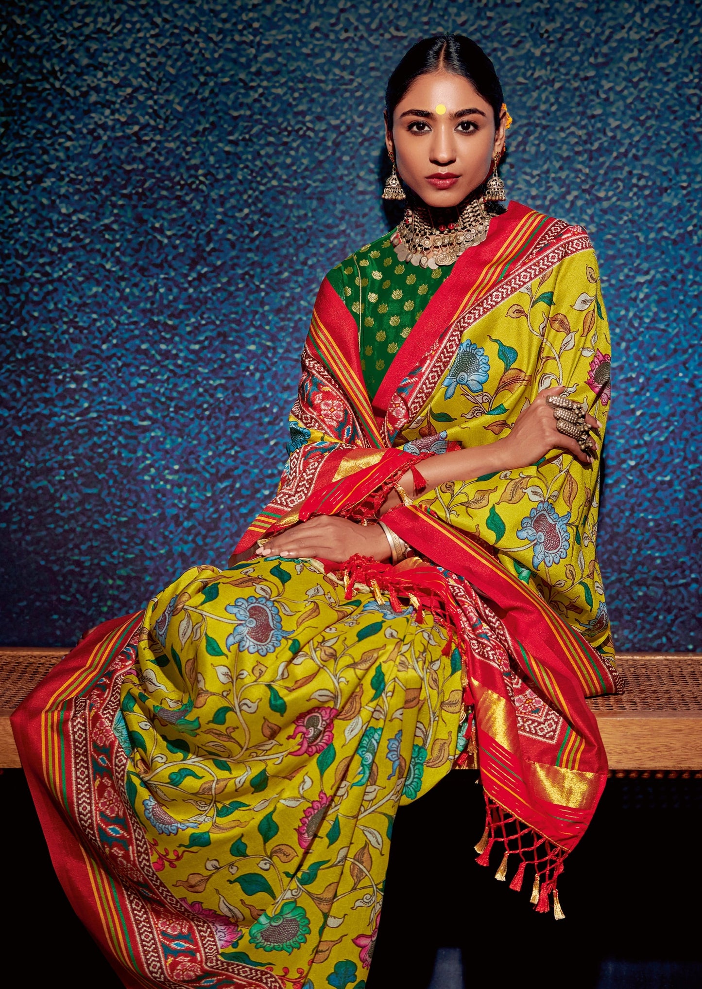 kalamkari-patola-fusion-yellow-saree