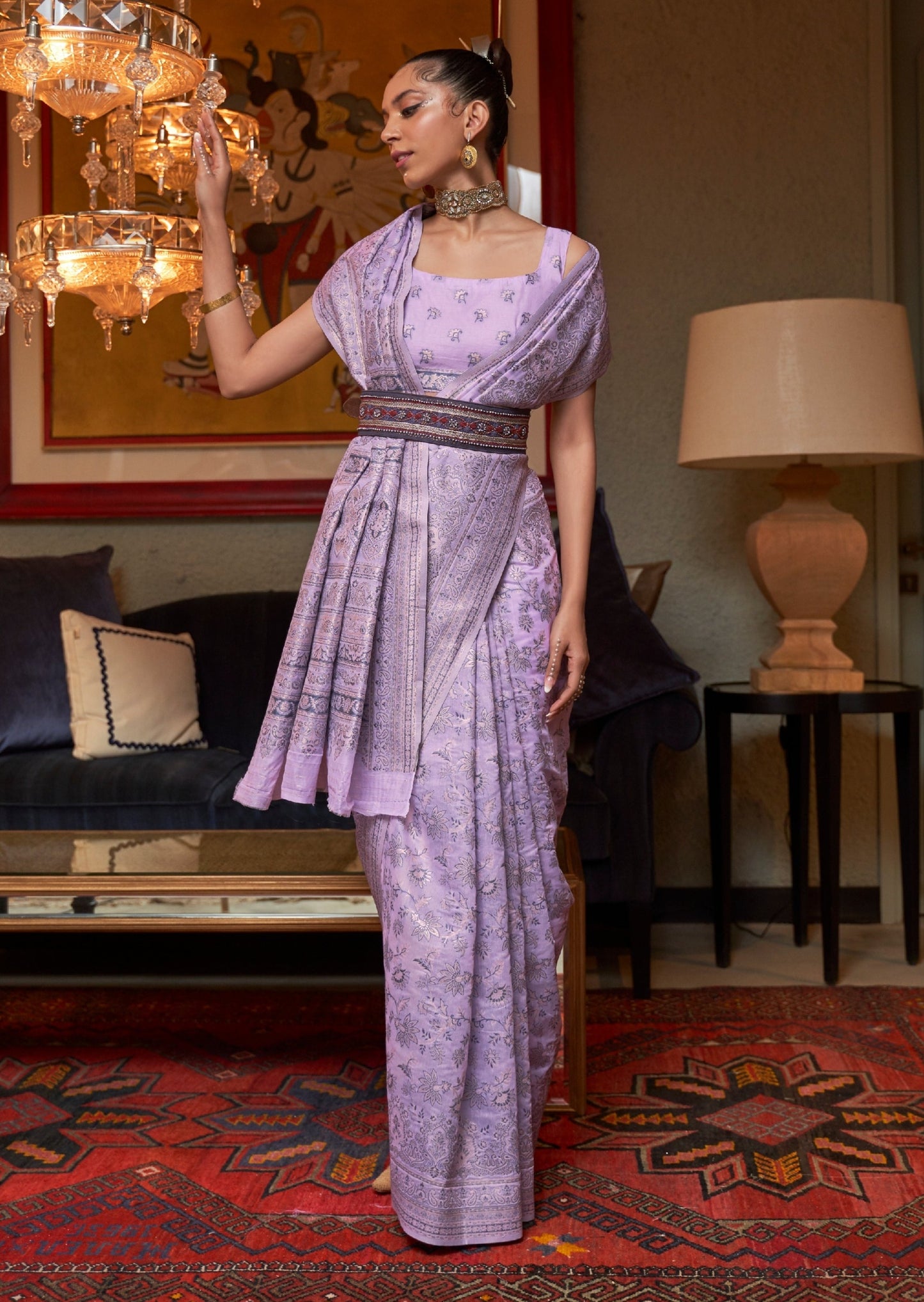 Woman in kashmiri jamawar silk purple handloom saree online shopping.