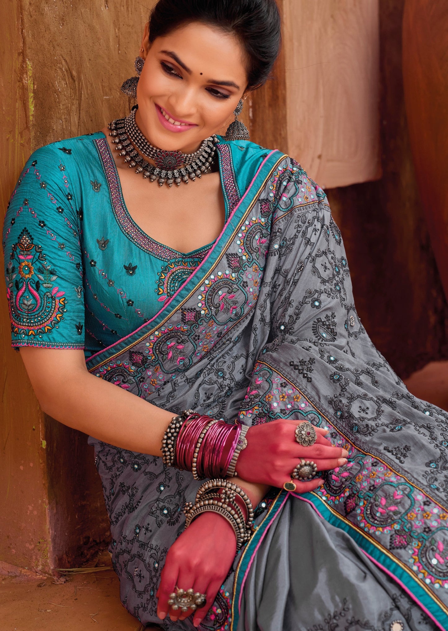 Buy kutchi work mirror embroidery saree blouse online with price india usa uk uae canada.