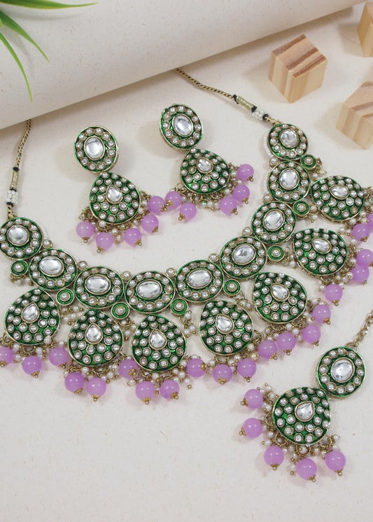 Meenakari kundan necklace jewellery set online usa with earrings and maang tikka for indian bride.