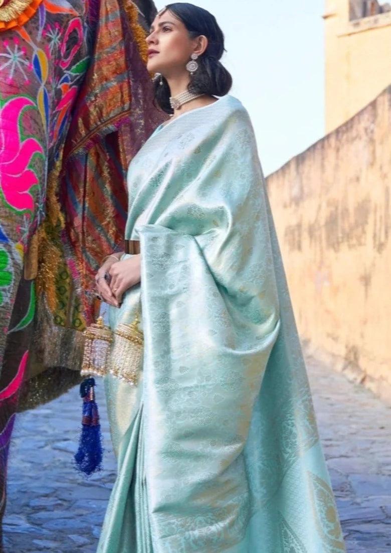 Pure Handloom Silk Kanchipuram Saree (Pastel Blue)