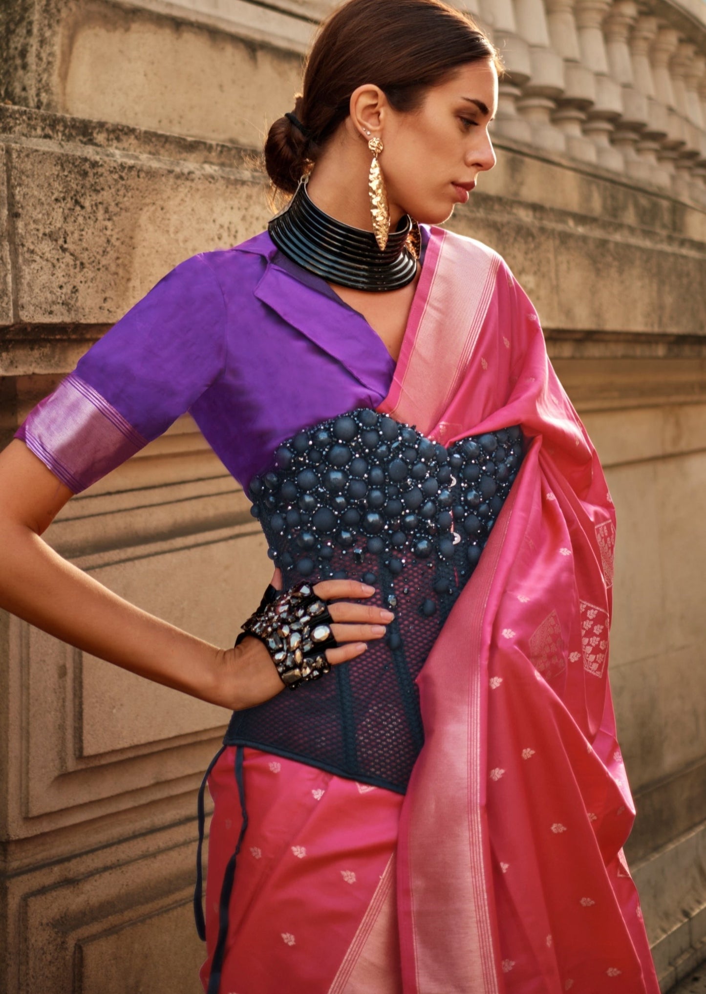 Red handloom kanjivaram soft silk saree online shopping price usa for wedding.