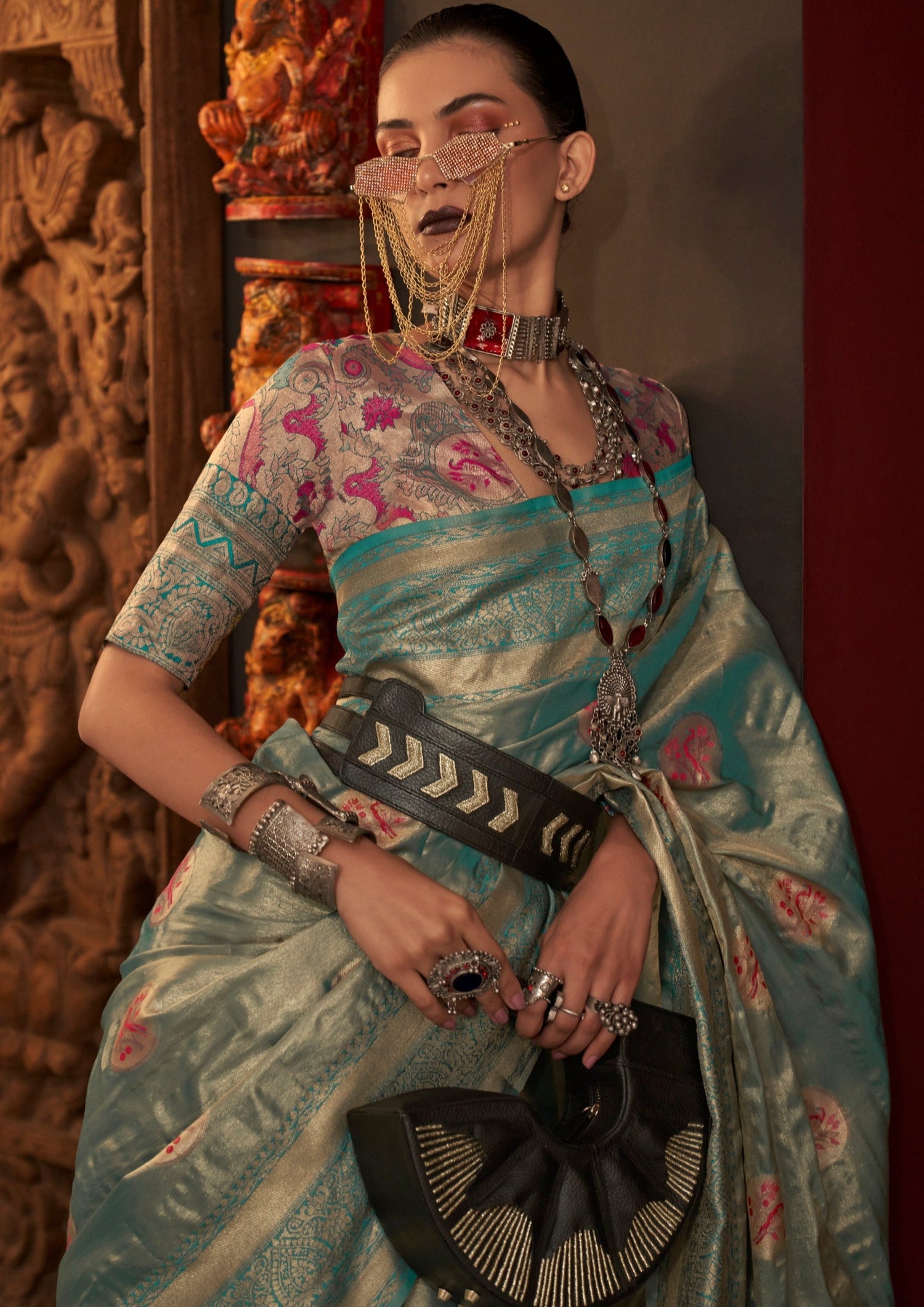 Bride in pure handloom banarasi silk zari saree blouse in blue color online.