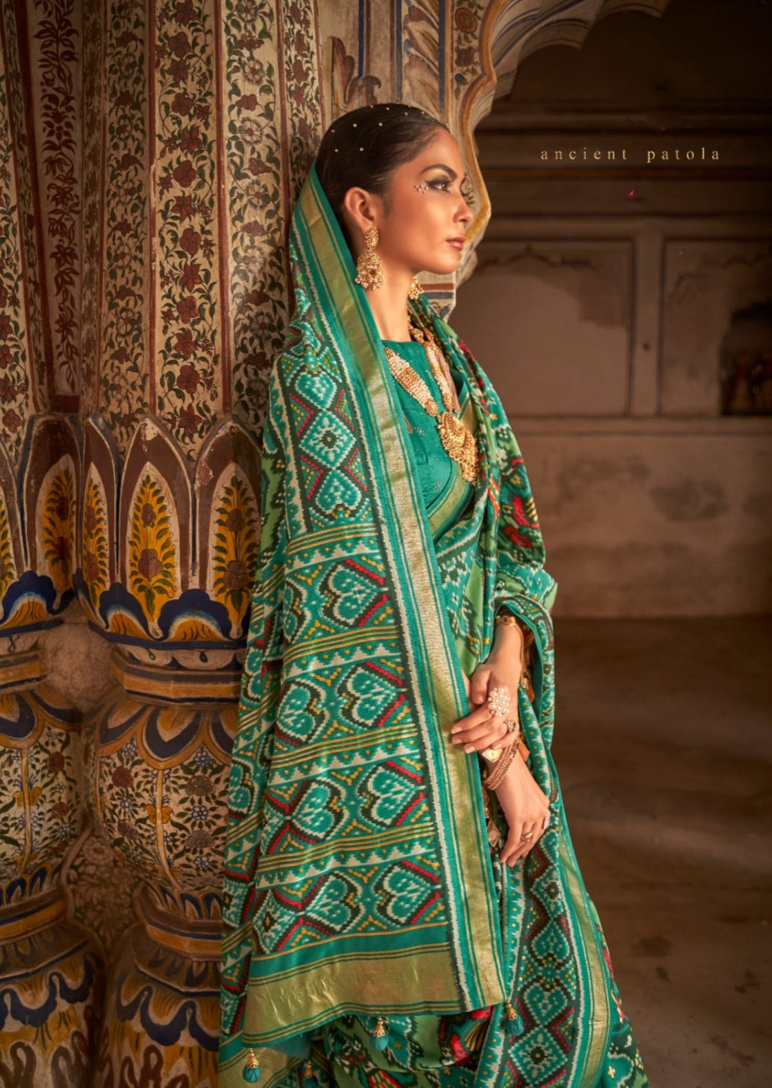 Ikkat Patola Green Saree