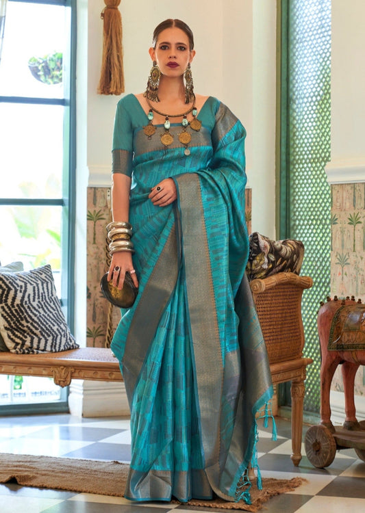 Kalki Koechlin in saree