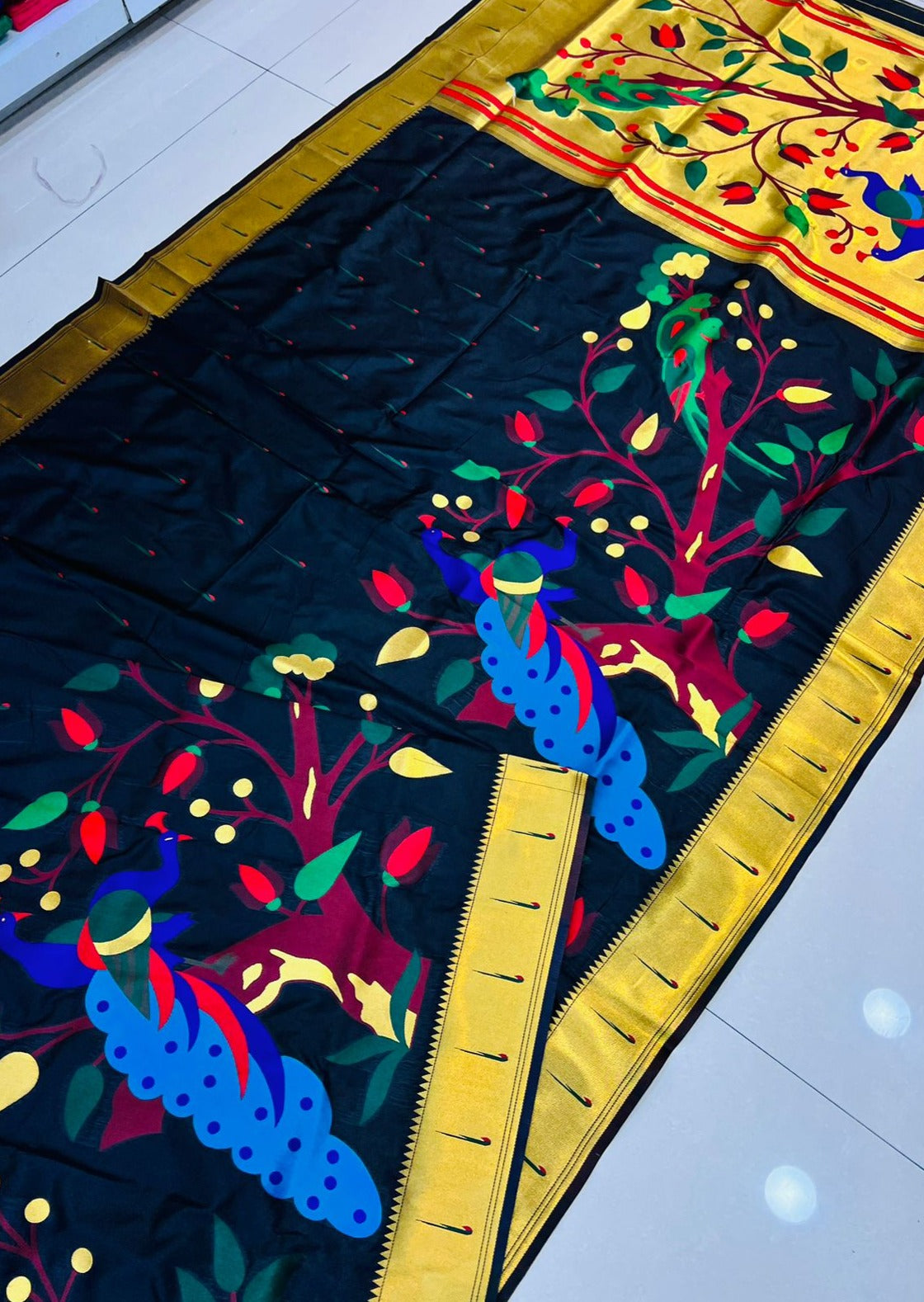 Handloom Paithani Sarees online original