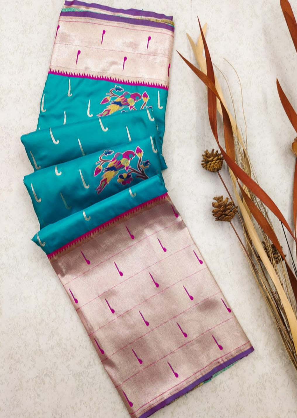 Firozi Paithani saree Muniya Border