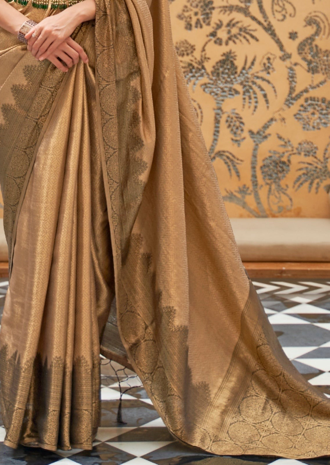 Handloom Kanjivaram Pure Silk Brown Saree