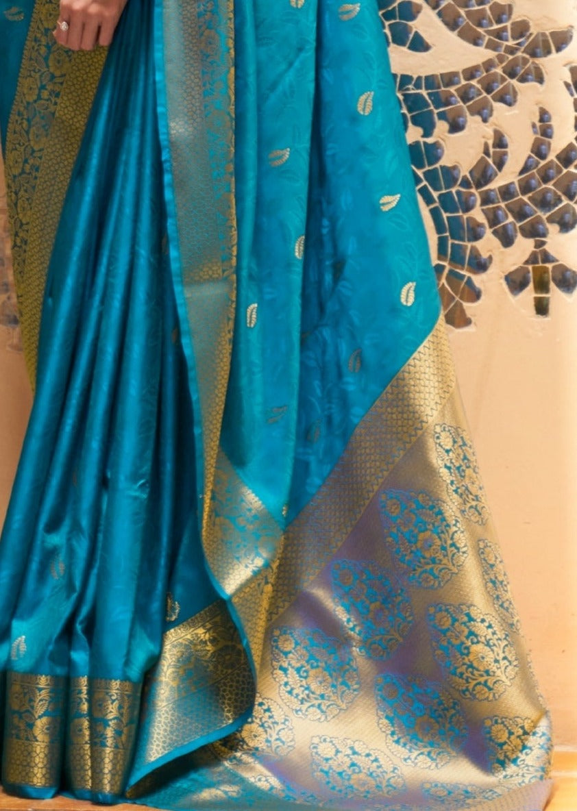 Pure Kanjivaram Silk Blue Handloom Saree with Zari Border