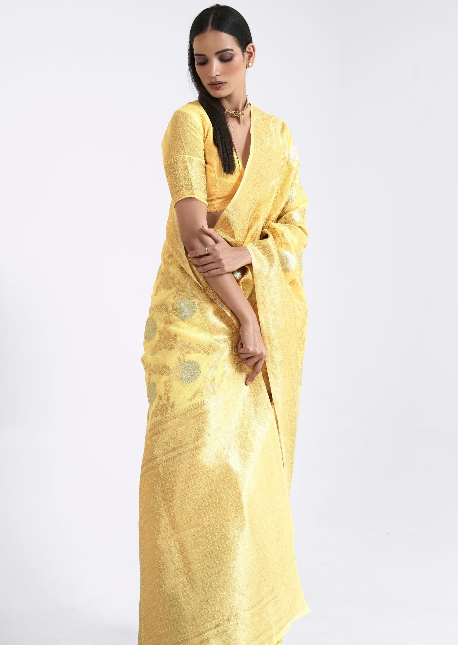 Best linen saree brands in India