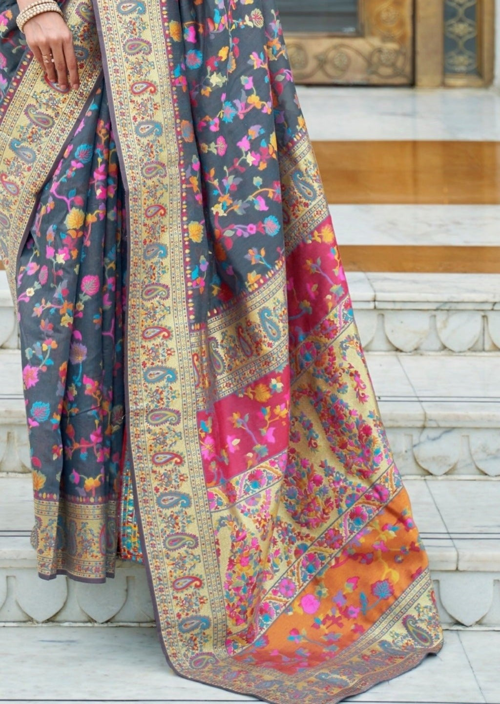 Kashmiri Jamawar Silk Grey Pashmina Saree