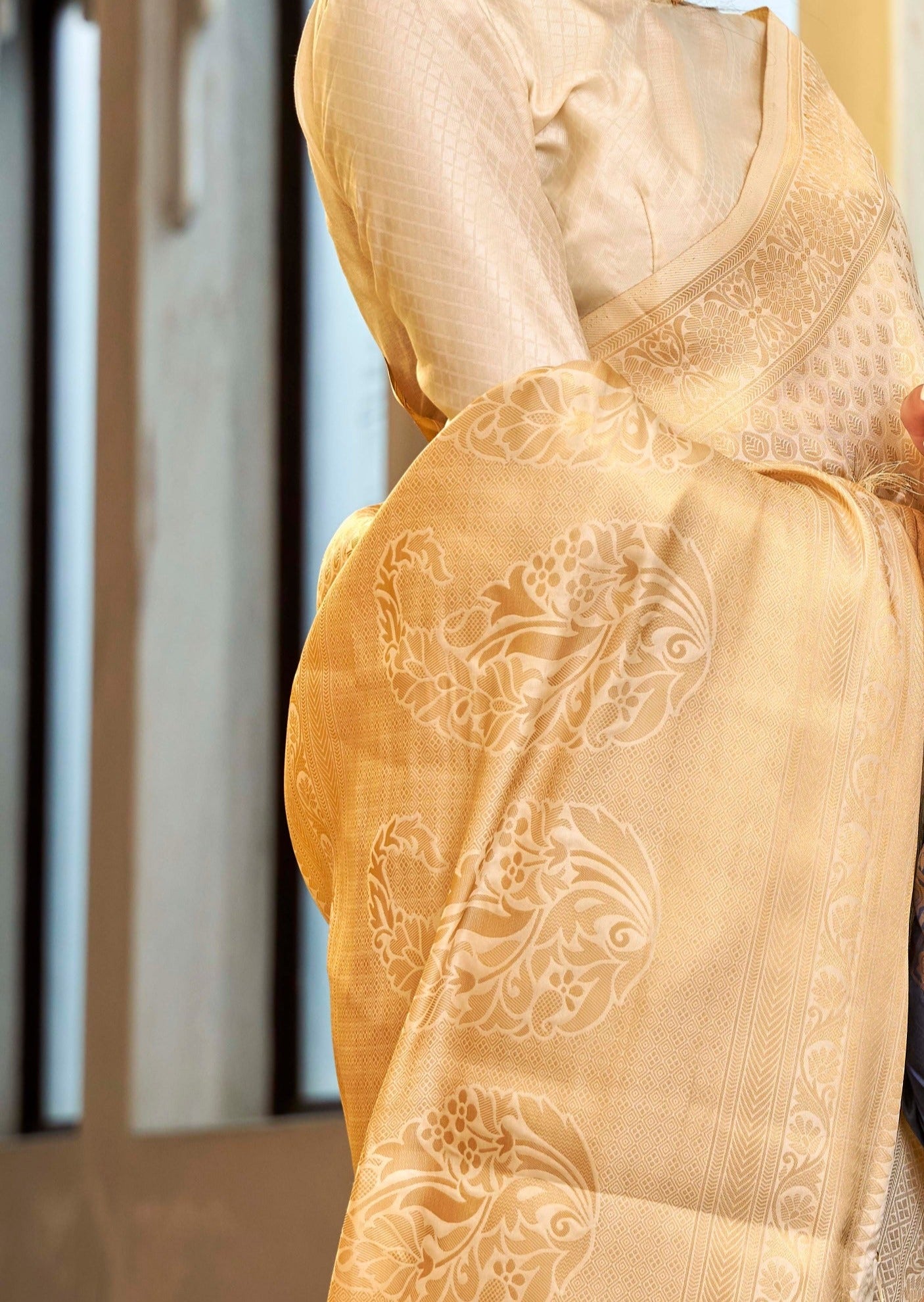 Kanjivaram Silk Cream Handloom Saree