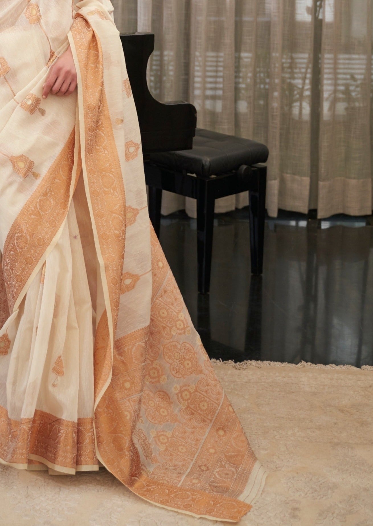 Pure linen saree pallu