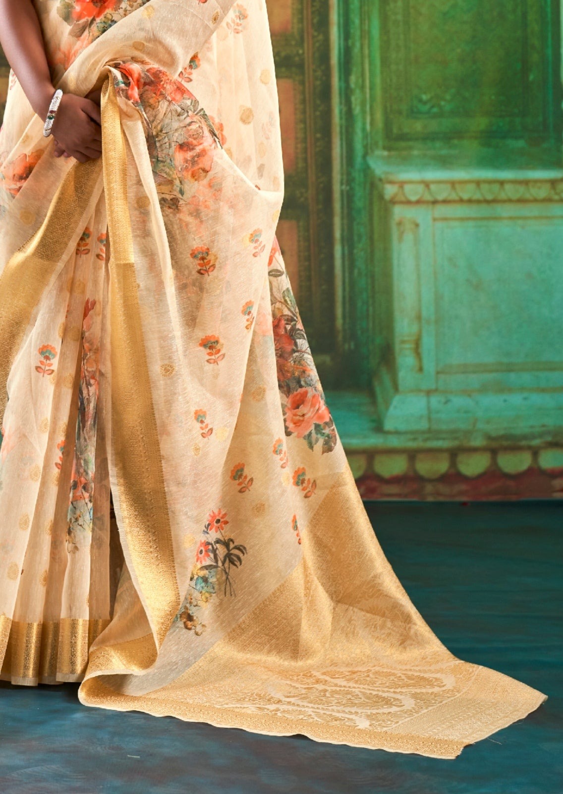 Linen saree pallu