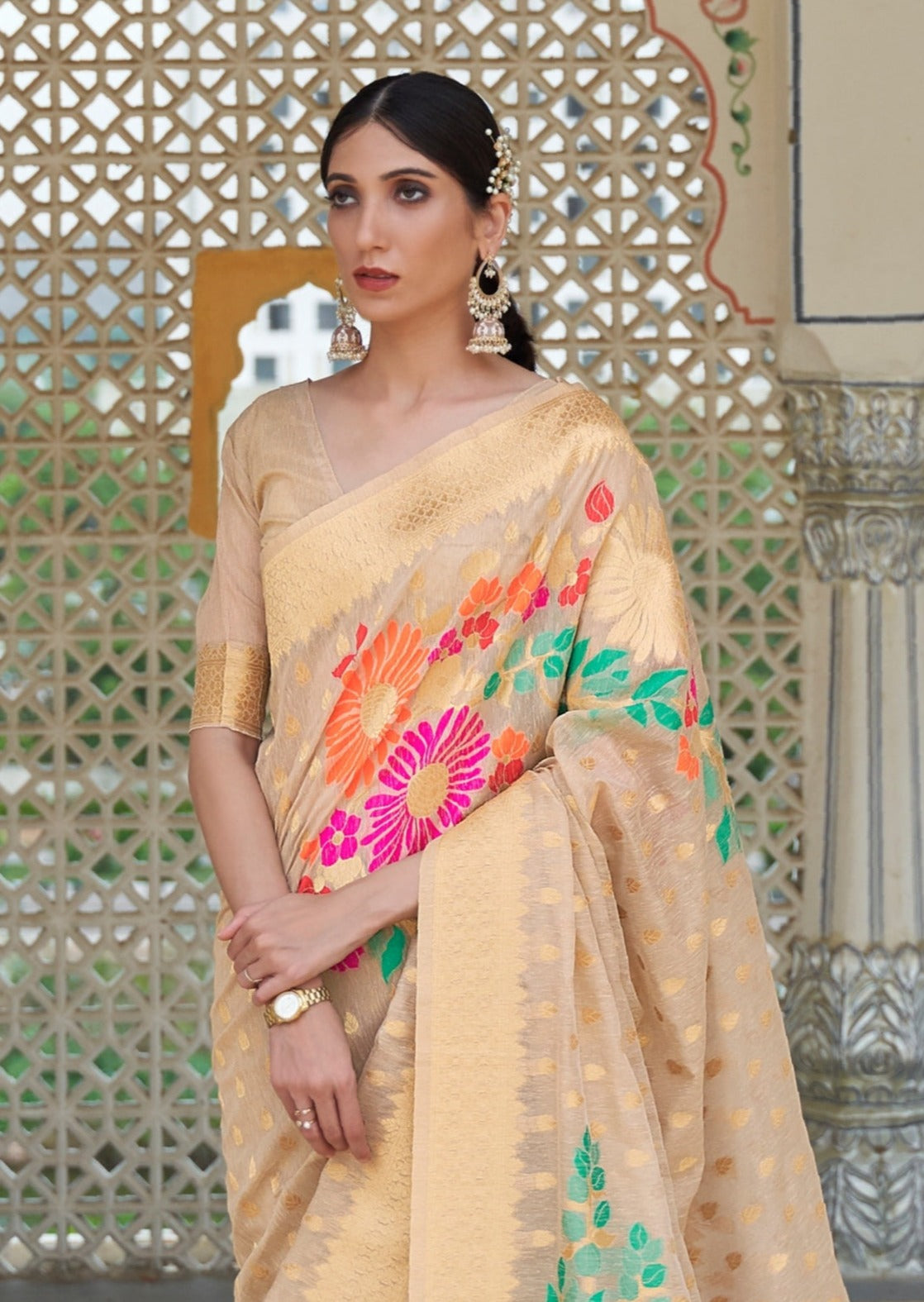 Pure Linen Beige Handloom Saree