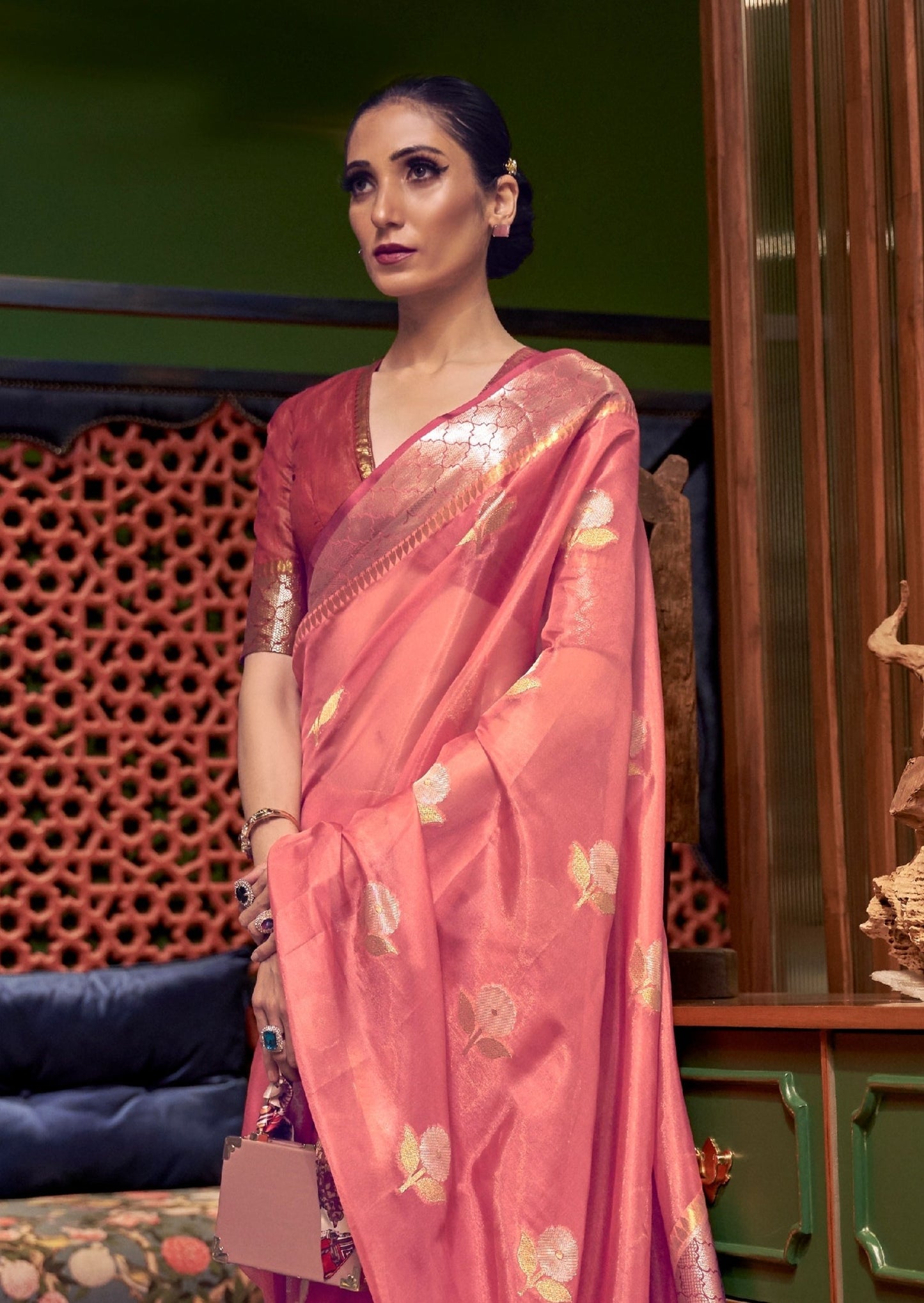 Pure Banarasi Organza Rose Pink Handloom Saree