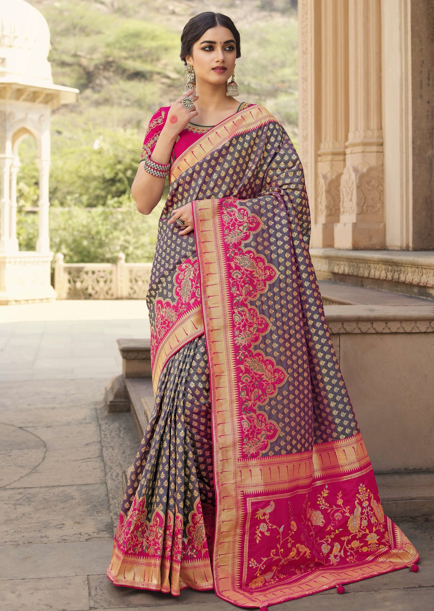 Pure Banarasi Silk Handloom Saree (Grey & Pink)