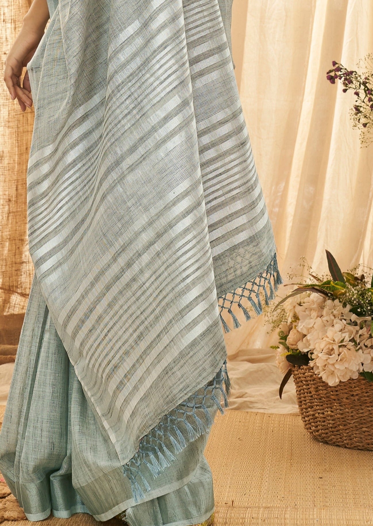 Pure Handloom Linen Grey Saree