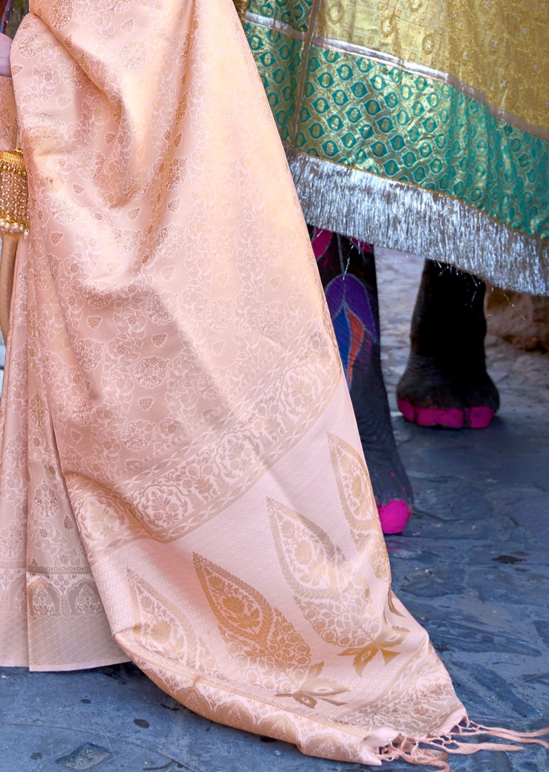 Pure Handloom Silk Rose Peach Kanjivaram Saree