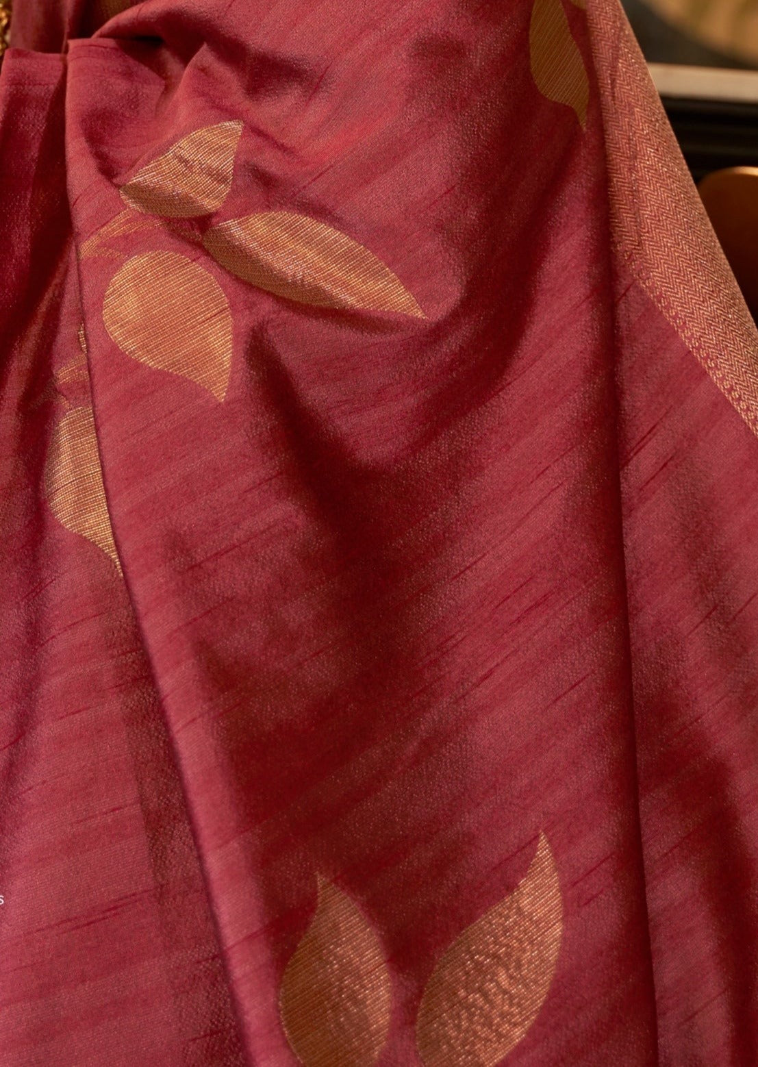 Pure Tussar Silk Handloom Saree (Red)