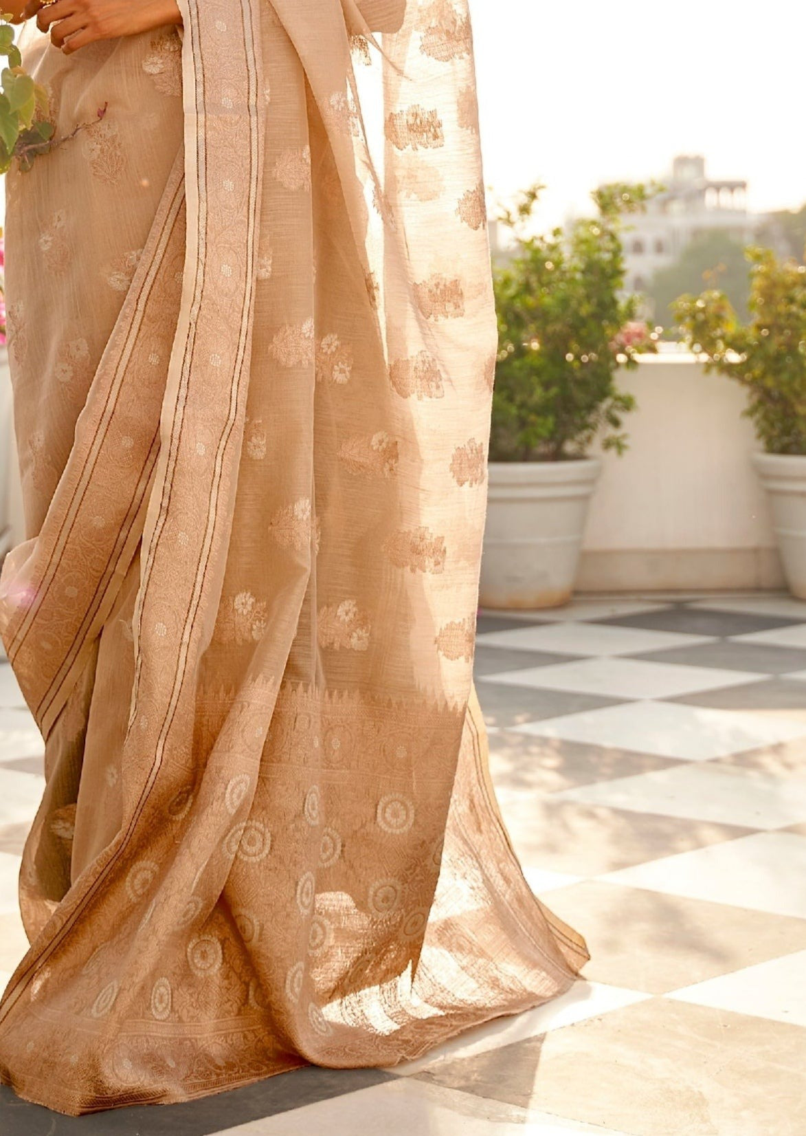 Pure Linen Beige Saree