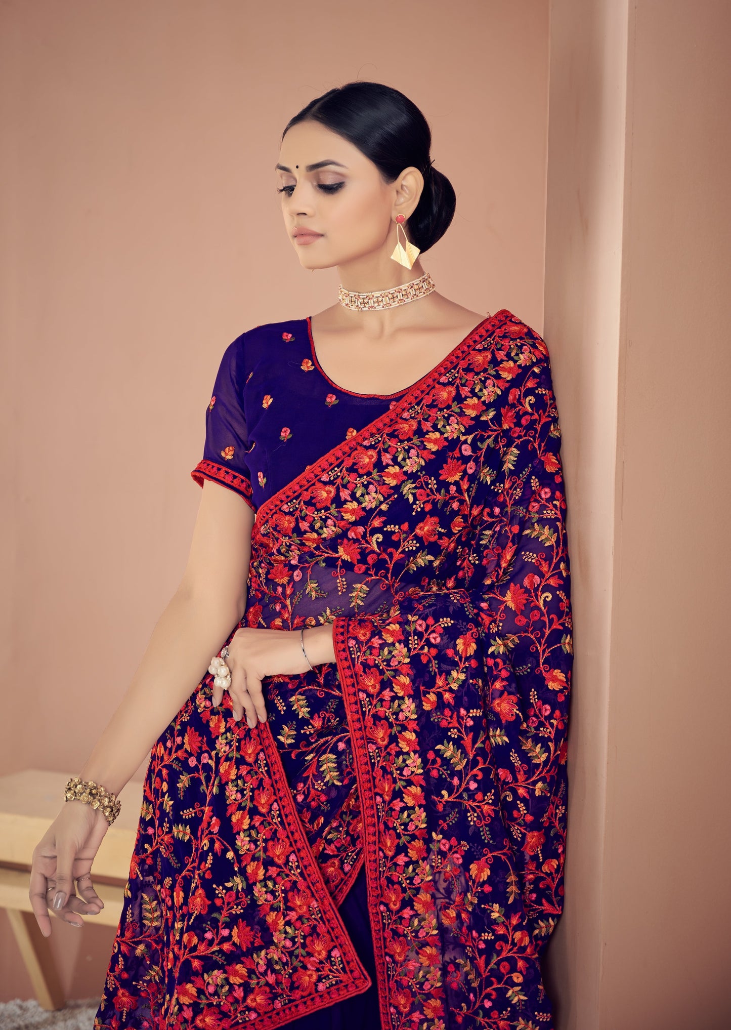 Kashmiri Kali Hand Embroidery Blue Georgette Saree