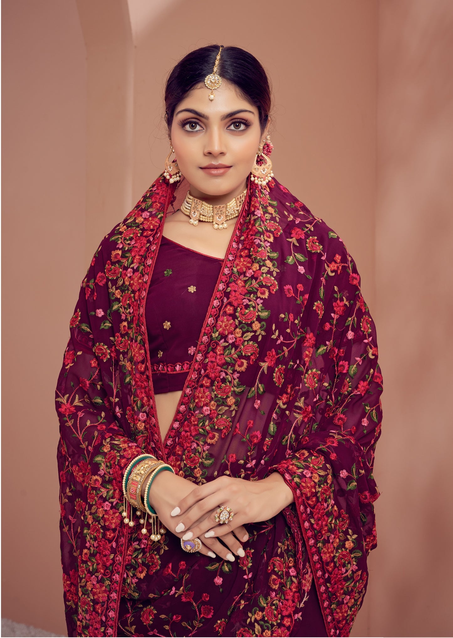 Kashmiri Hand Embroidered Maroon Georgette Saree