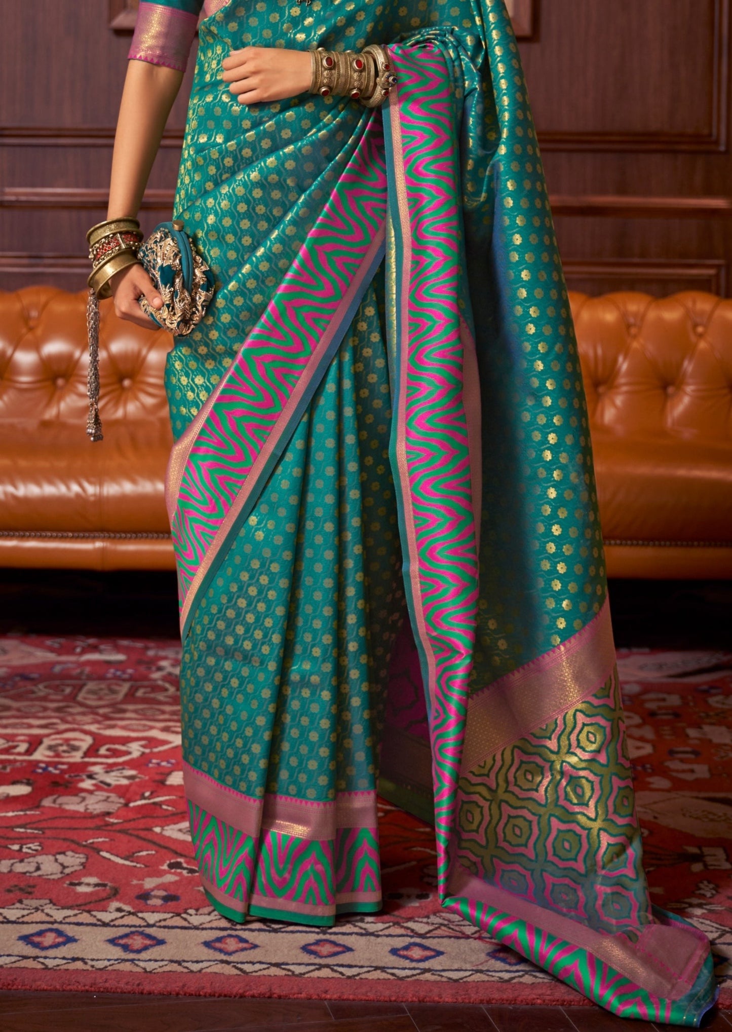 Kanjivaram Saree pallu design online usa uk uae dubai shopping.