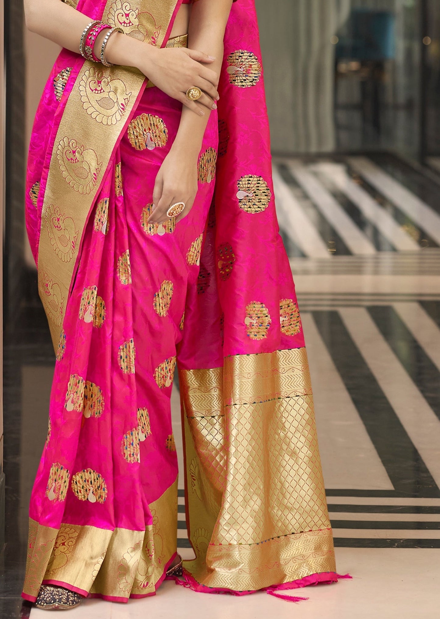Zari Banarasi Silk Hot Pink Saree