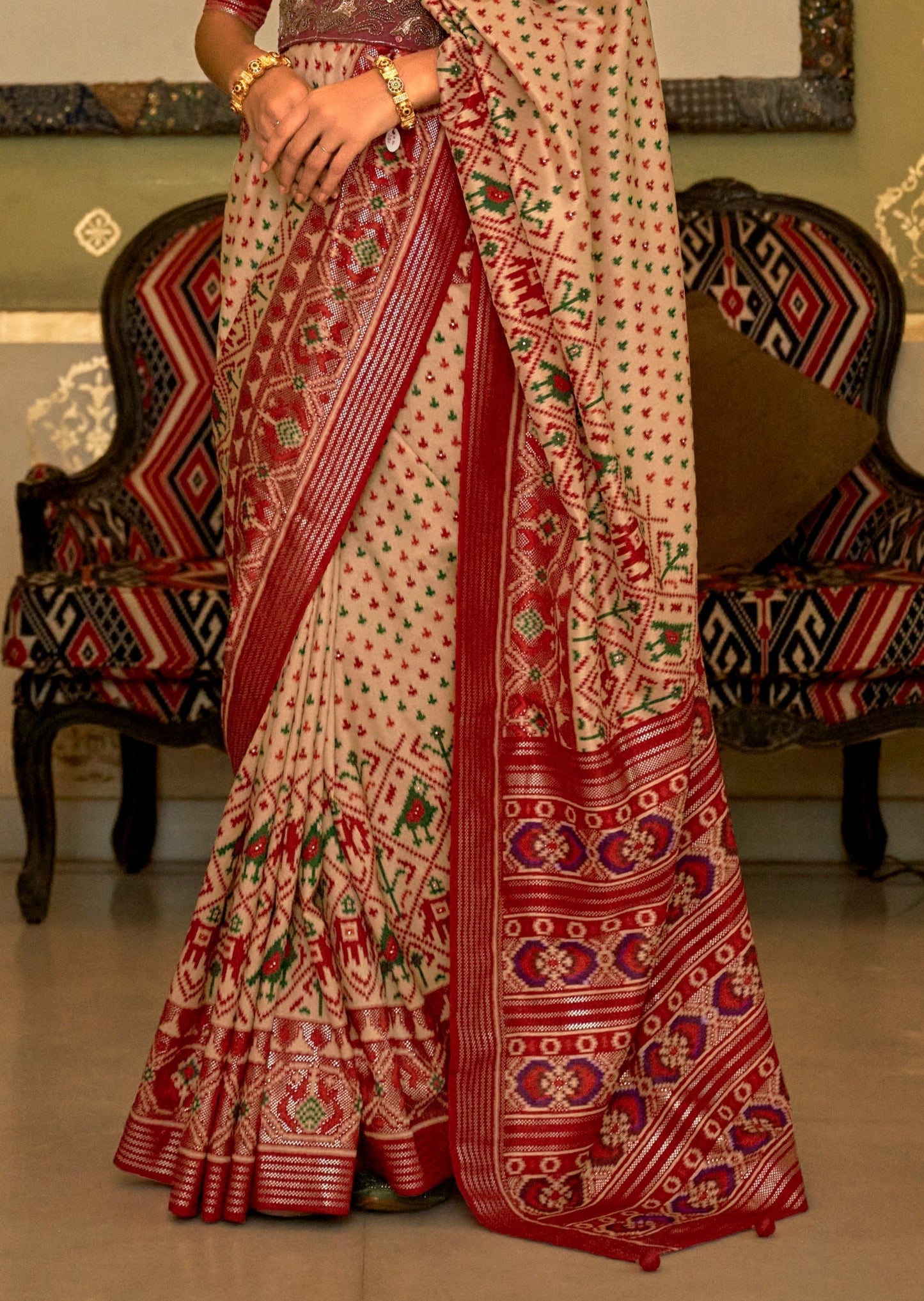 Ikkat Patola Beige Saree