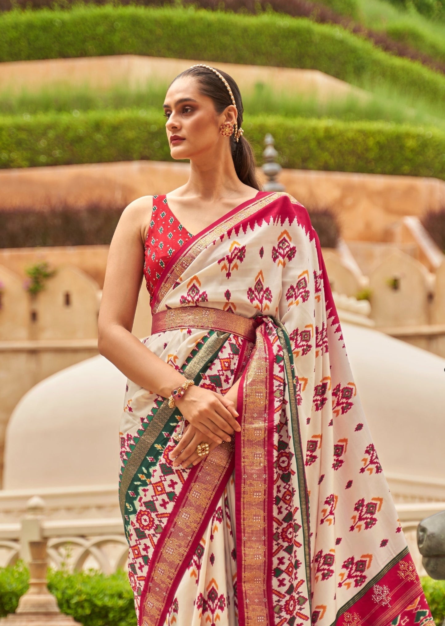 Double Ikkat Patola Silk White Saree