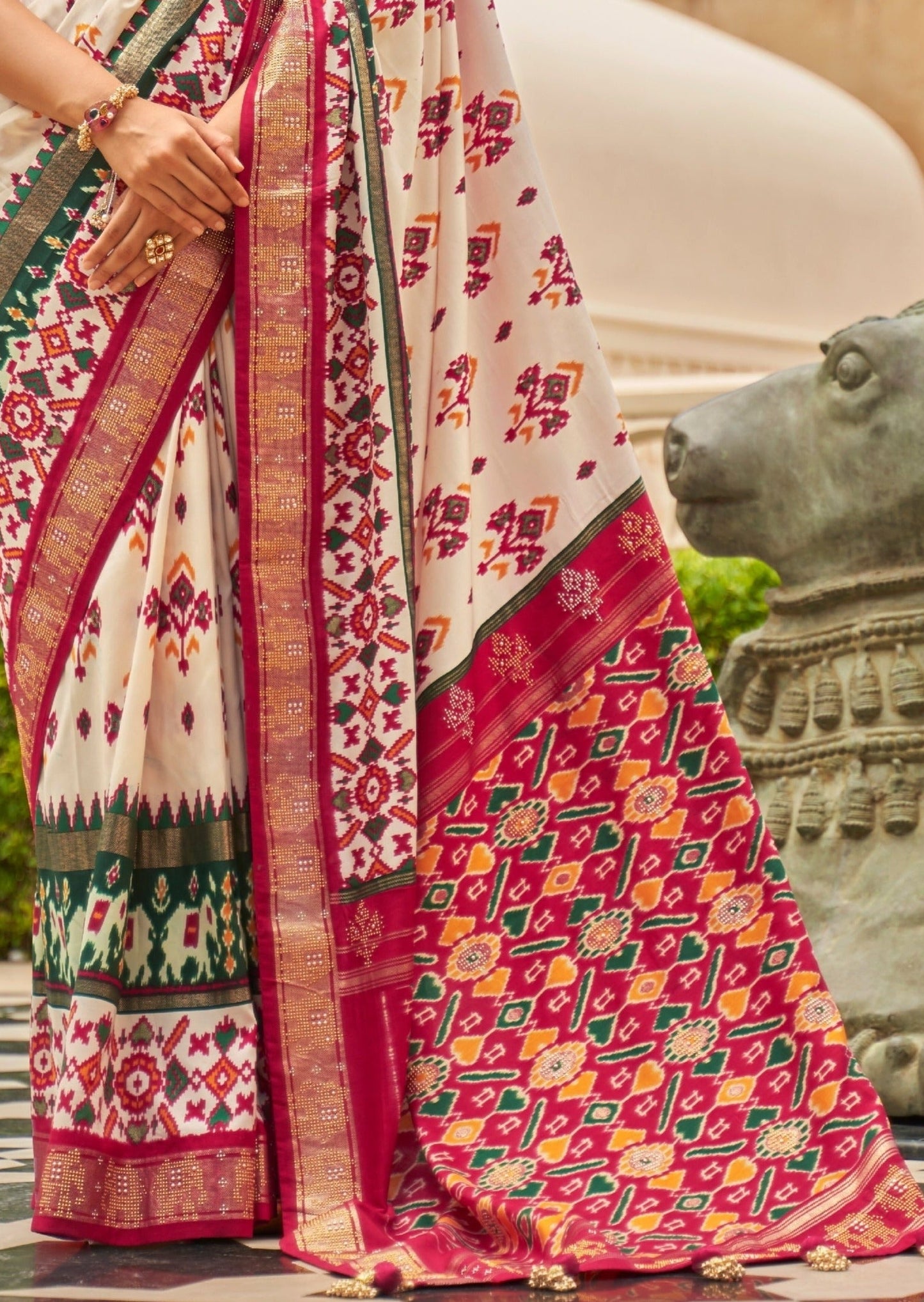 Double Ikkat Patola Silk White Saree