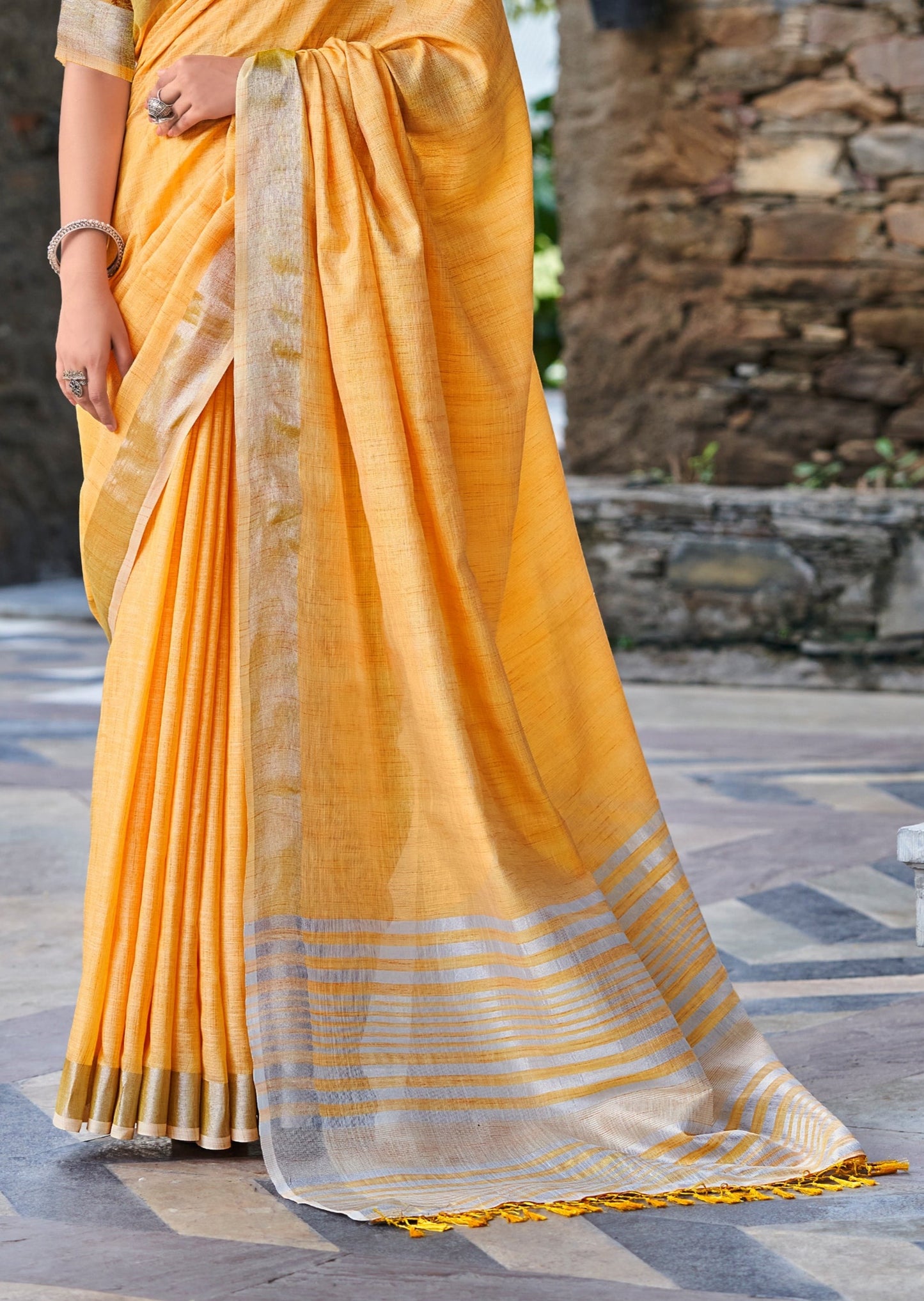 Pure Linen Haldi Yellow Handloom Saree