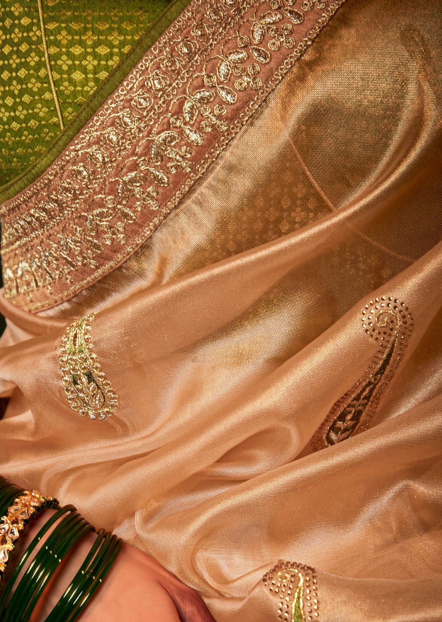 Soft Organza Handwork Designer Saree (Peach)