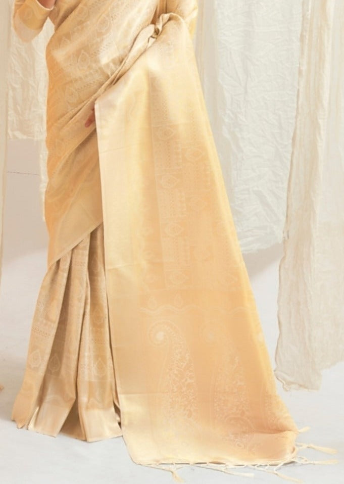 Handloom Kanjivaram Silk Jasmine White Saree