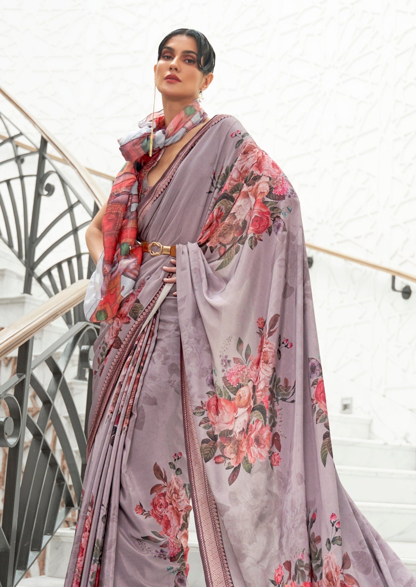 Woman wearing mink grey kalamkari pure silk crepe saree online usa shopping price.