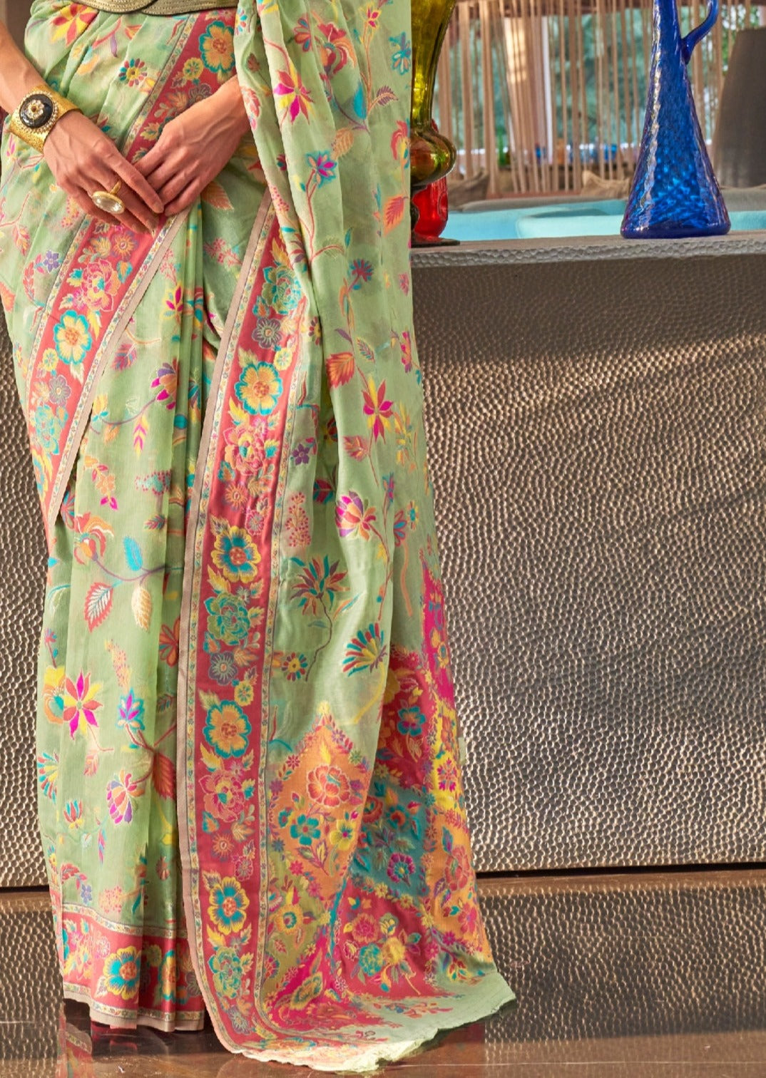 Jamawar saree pallu