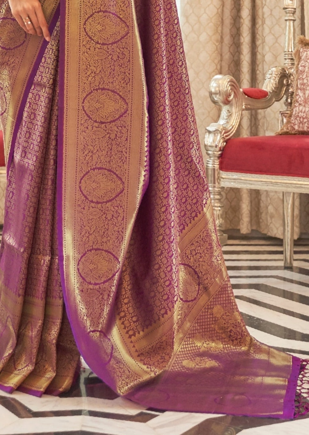Pink kanjivaram handloom silk saree in usa online shopping for wedding function look.