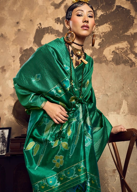 Handloom Weaving Silk Emerald Green Patola Saree with Zari Work