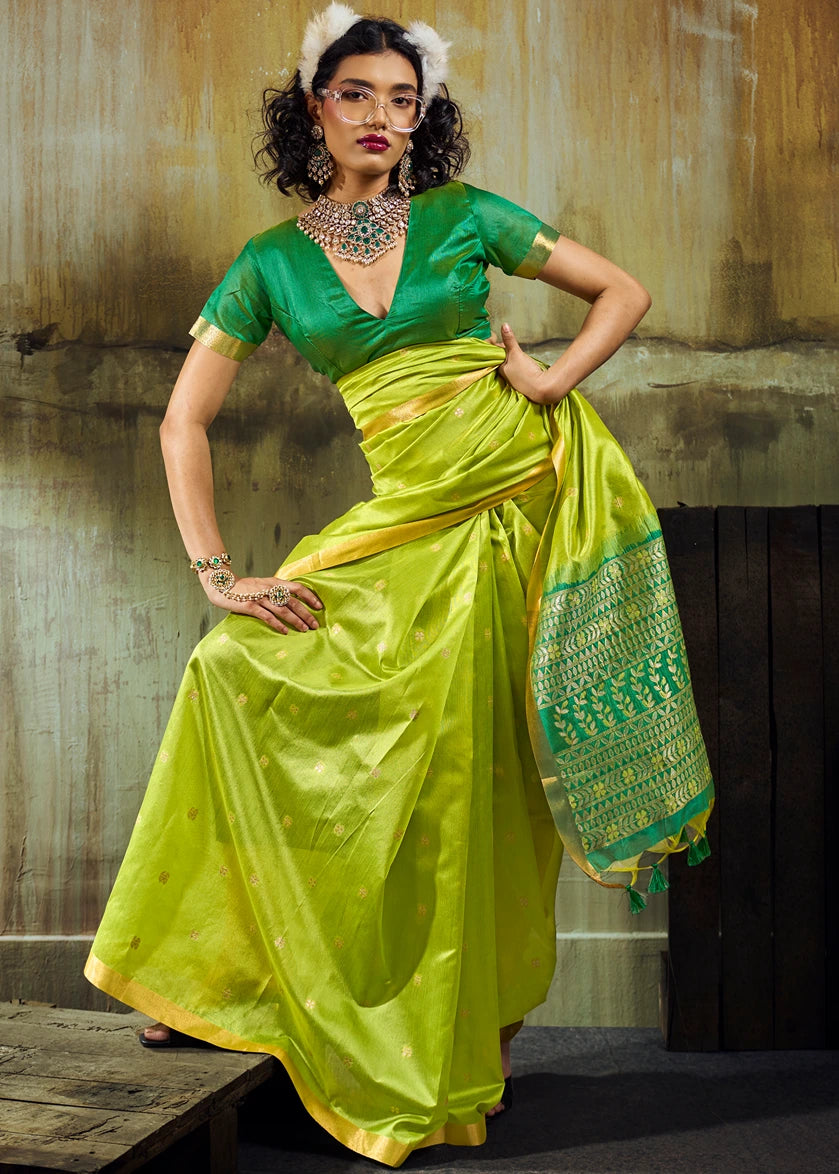 Pure Handloom Weaving Soft Banarasi Silk Parrot Green Saree
